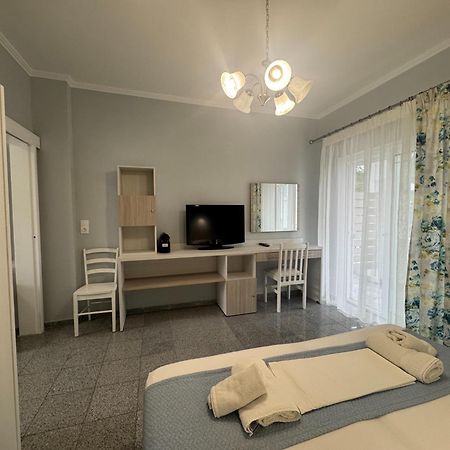 Diaporos Hotel Vourvourou Bagian luar foto