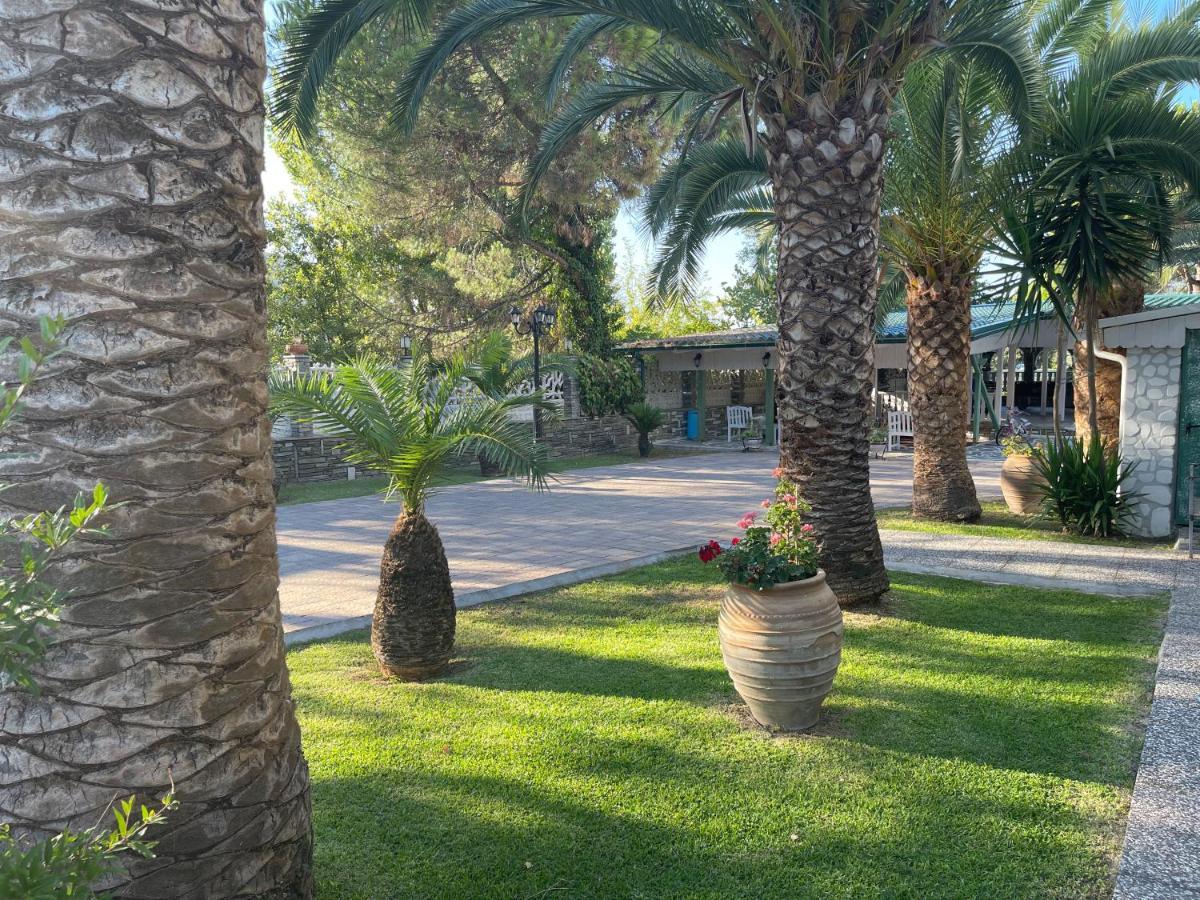 Diaporos Hotel Vourvourou Bagian luar foto